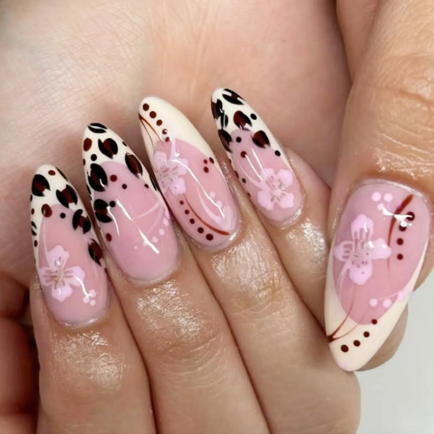 24Pcs Pink French Style Fake Nails 3D Bow Designs Short Square Press on Nails