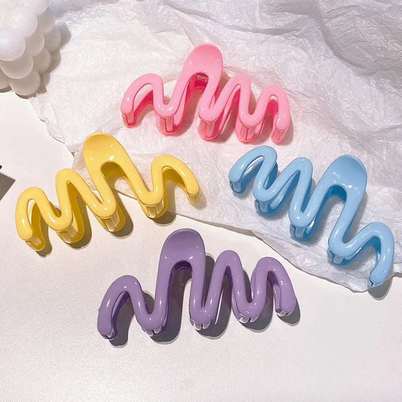 Colorful Women Hair Claw Summer Sweet Wave Hair Clips Large Nonslip Hair Crab Hairpins Fashion Shark Clip Ponytail Accessories