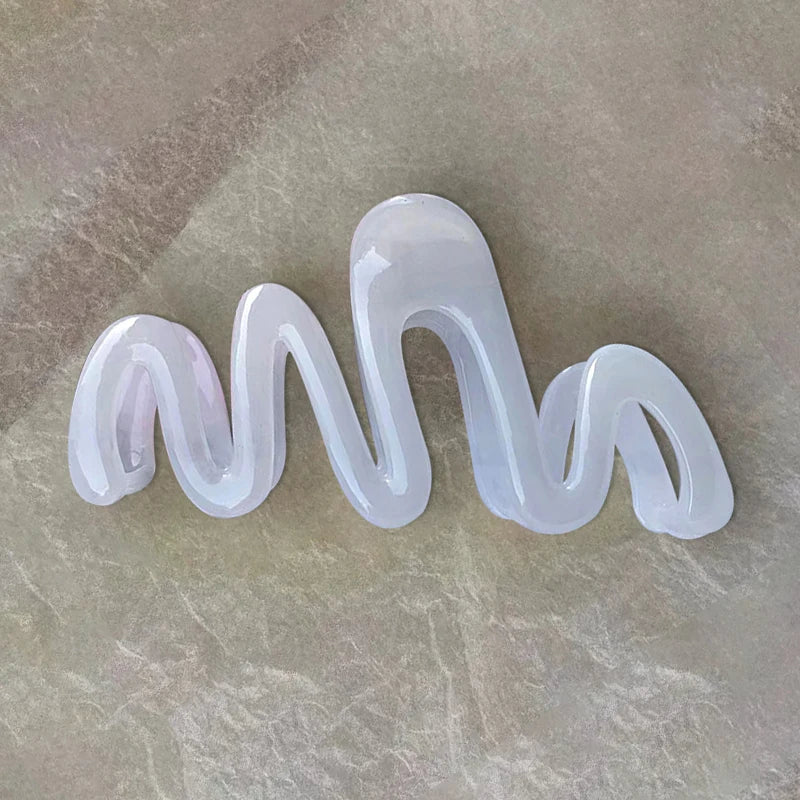 Colorful Women Hair Claw Summer Sweet Wave Hair Clips Large Nonslip Hair Crab Hairpins Fashion Shark Clip Ponytail Accessories