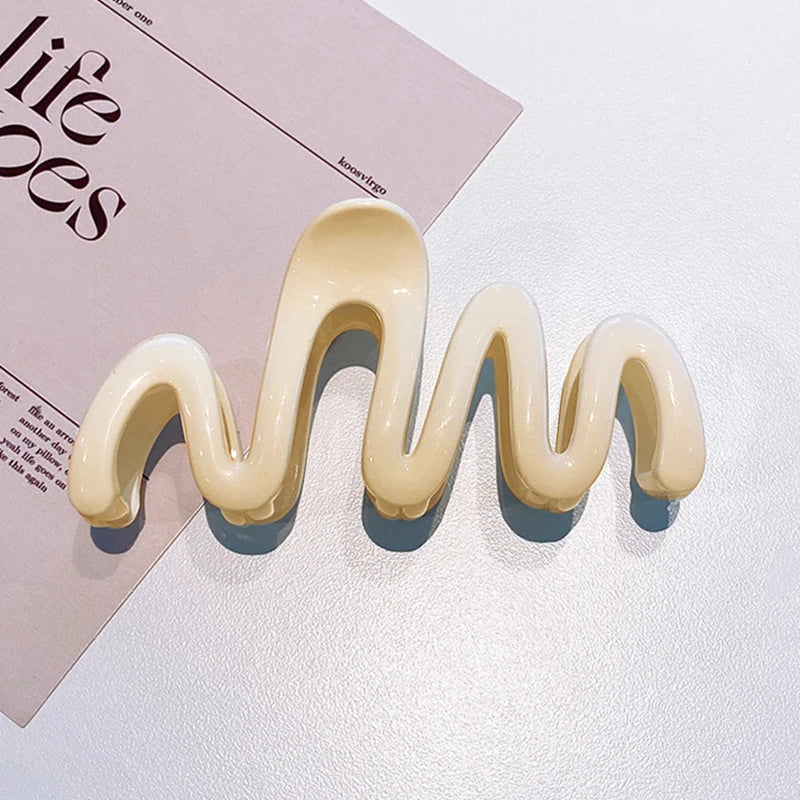 Colorful Women Hair Claw Summer Sweet Wave Hair Clips Large Nonslip Hair Crab Hairpins Fashion Shark Clip Ponytail Accessories